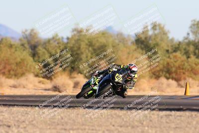 media/Dec-07-2024-CVMA (Sat) [[21c5f1ef85]]/Race 11-Amateur Supersport Open/